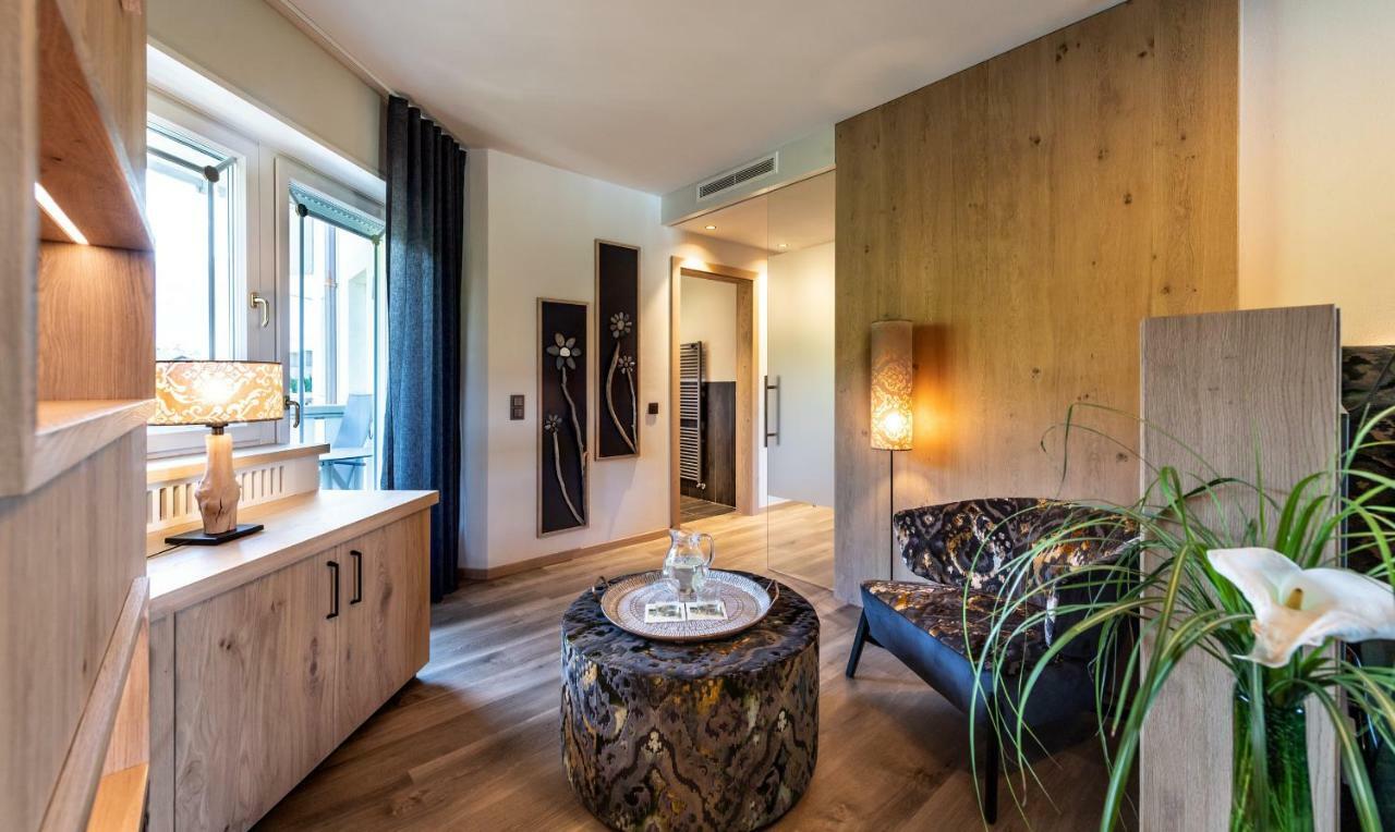 Gartenhotel Moser อัปเปียโน ซุลลา สตราดา เดล วีโน ภายนอก รูปภาพ