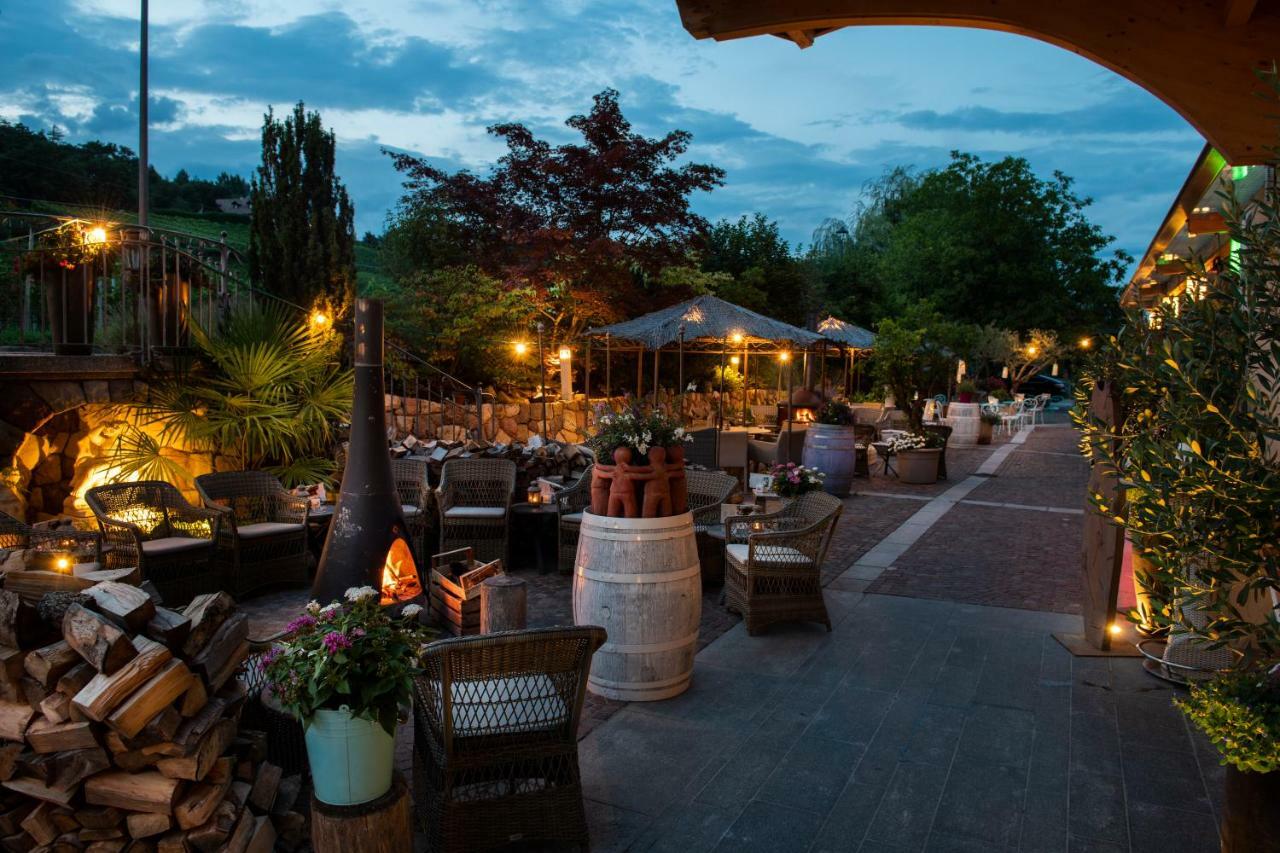 Gartenhotel Moser อัปเปียโน ซุลลา สตราดา เดล วีโน ภายนอก รูปภาพ